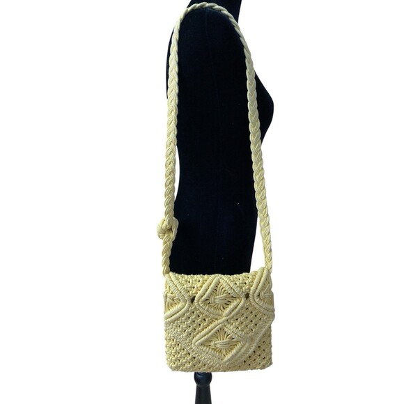 Tommy Bahama Macrame Crossbody Purse Yellow BOHO Bohemian Beach Bag Woven Purse - Picture 2 of 10